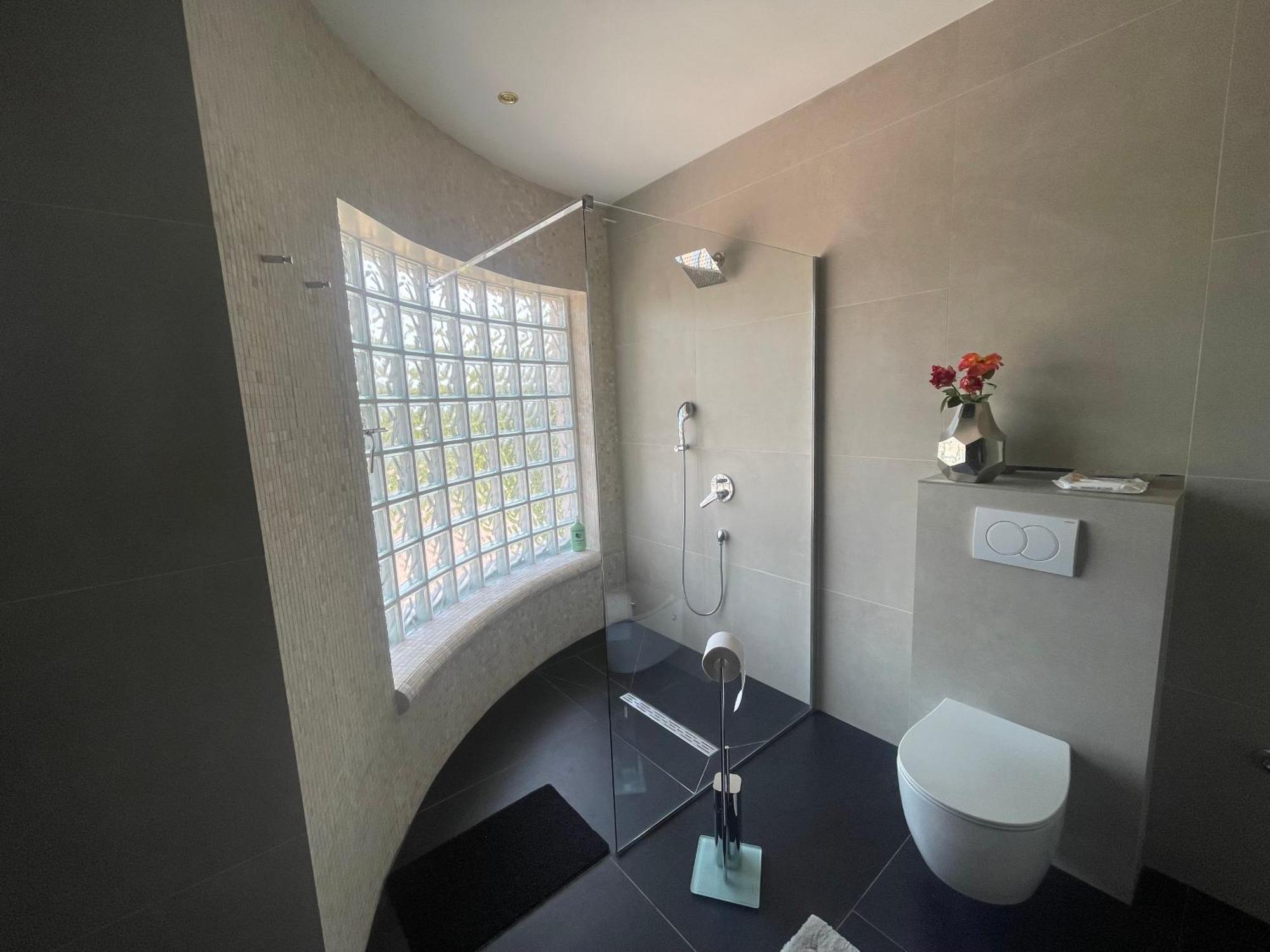 Tona - Miran Apartman - Parking - Samostalna Prijava Karlovac Esterno foto