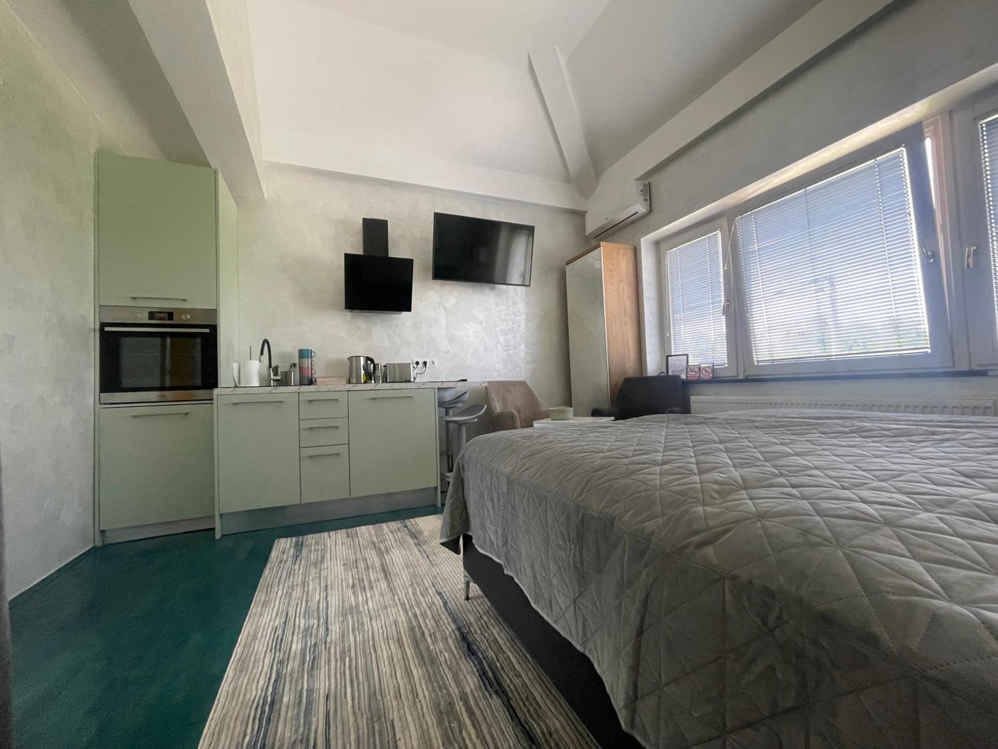 Tona - Miran Apartman - Parking - Samostalna Prijava Karlovac Esterno foto